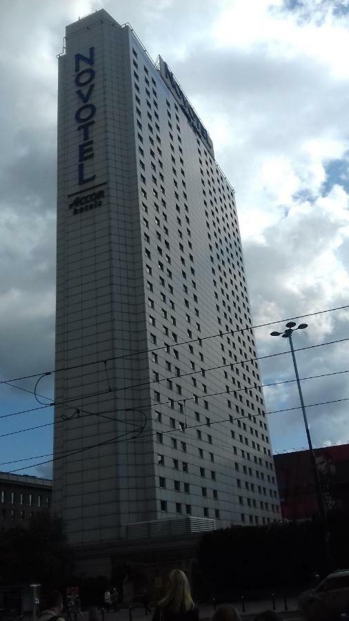 Metro Centrum Bed Warsawa Bagian luar foto